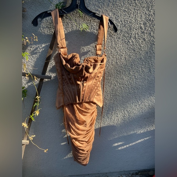 ❌SOLD❌House of CB Talya Toffee Corset Midi Dress - Picture 8 of 15